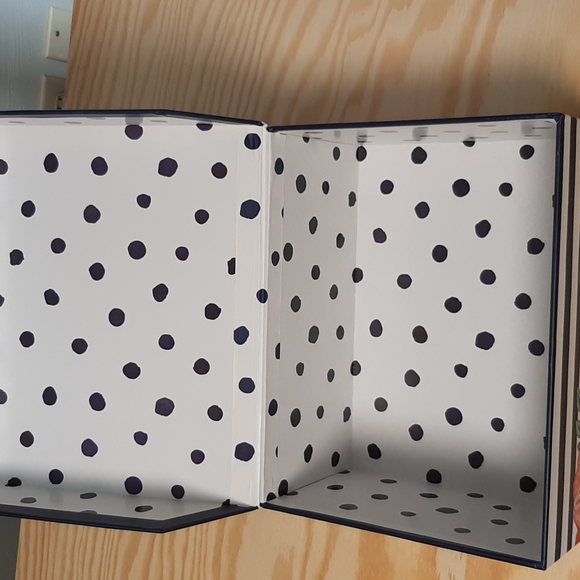 NWOT Decorative Box - Picture 5 of 5